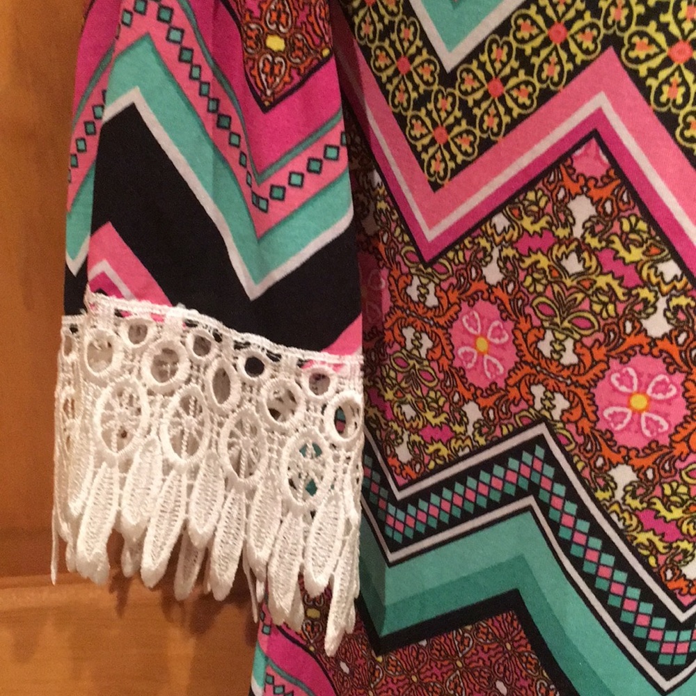 Beautiful long Tunic - Picture 2 of 6